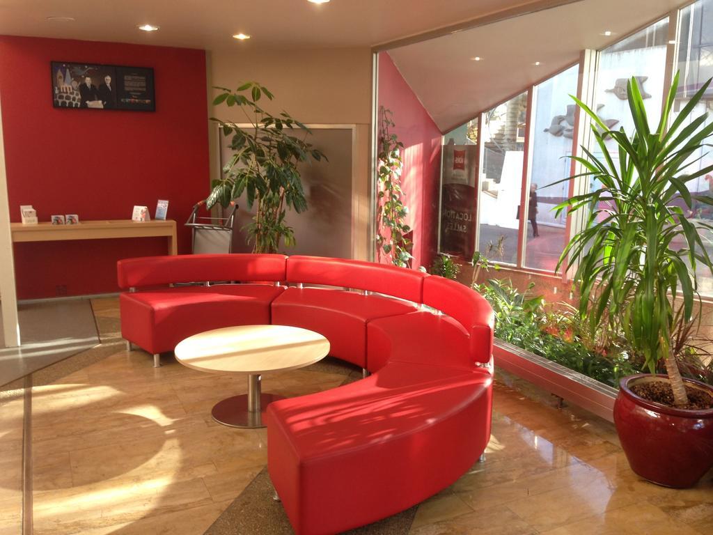 Hotel Sarcelles Flanades Exteriör bild