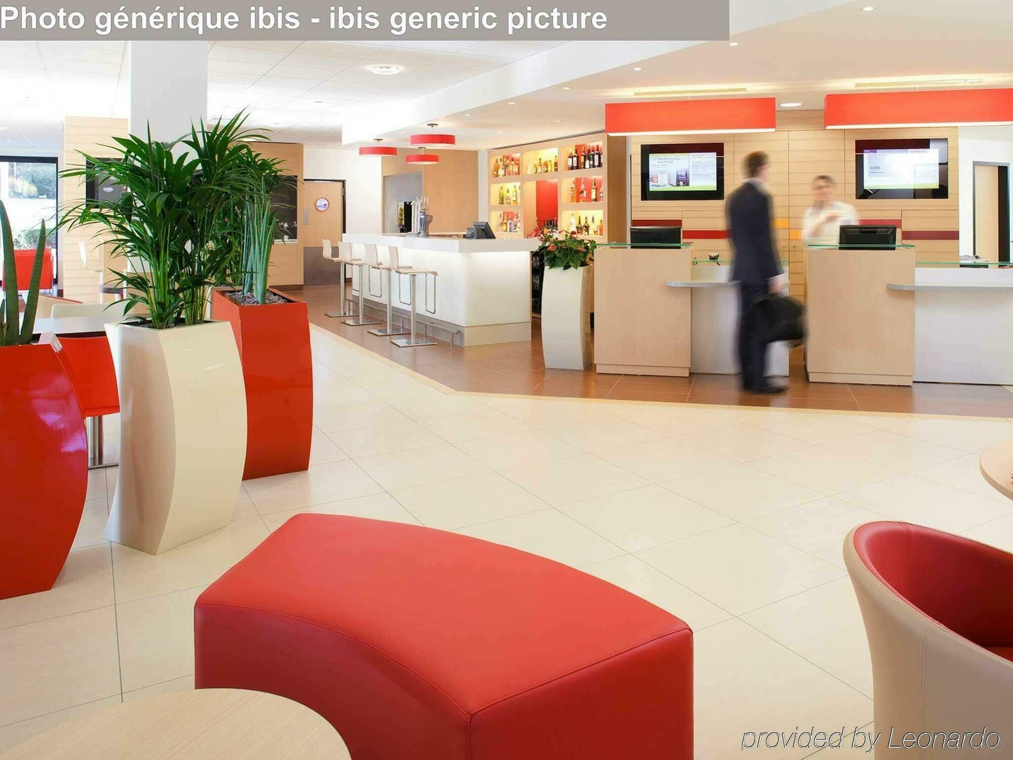 Hotel Sarcelles Flanades Exteriör bild